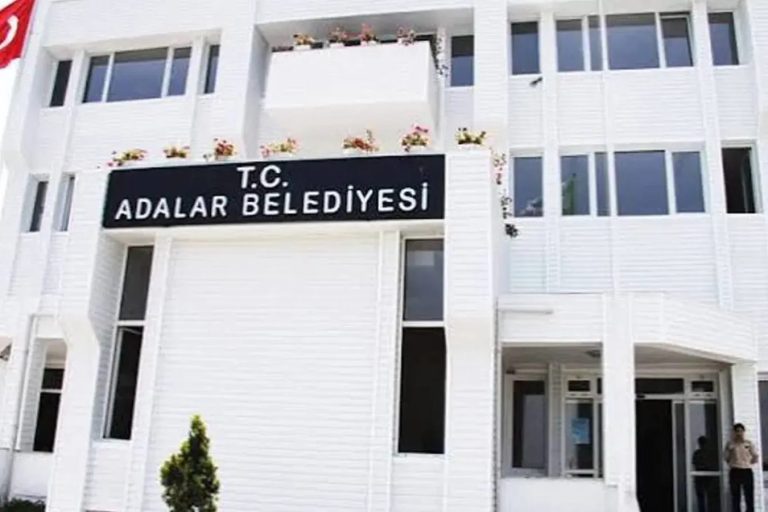 Adalar Belediyesi AK Parti’ye Geçti: Kemal Türkyılmaz Başkan Vekili Seçildi