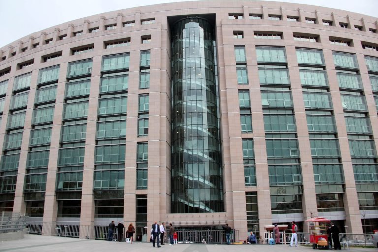 Ailem Güvende Soruşturması: İstanbul’da 20 Şüpheli Tutuklandı