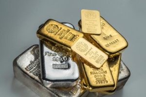 Altın, Fed beklentileriyle 4 bin 200 doların altına geriledi