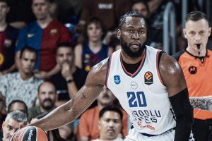 Anadolu Efes, EuroLeague açılışında Barcelona'ya 89-82 yenildi