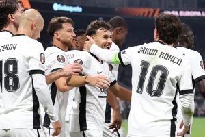 Beşiktaş Avrupa Ligi'ne Farklı Başladı: Marsilya'yı 4-1 Mağlup Etti