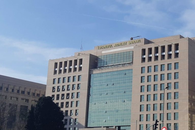 Borsada manipülasyon soruşturması: Fon yöneticileri tutuklandı