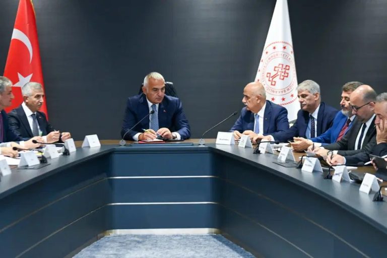 Depremde Hasar Gören Kahramanmaraş Kalesi Yeniden Ziyarete Açıldı