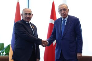 Erdoğan New York'ta Paşinyan ve Irak Başbakanı Zeydi ile Görüştü