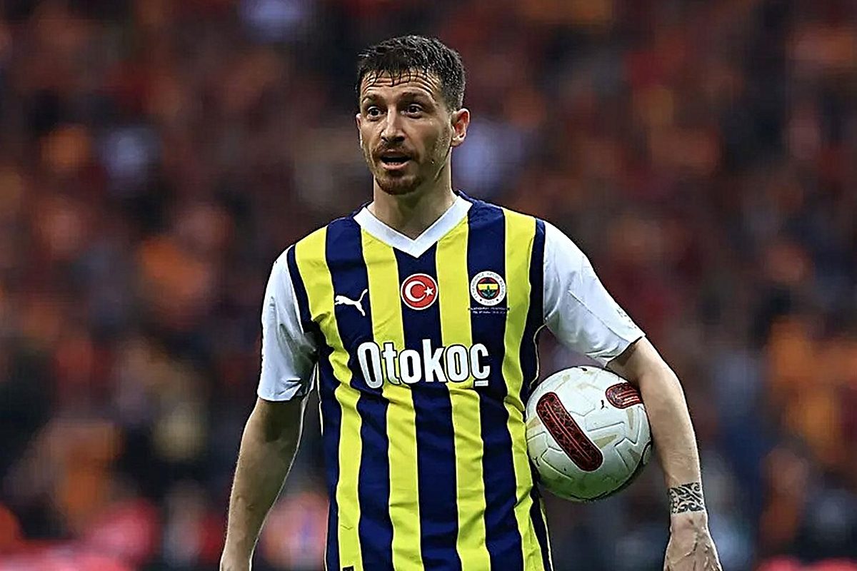 Fenerbahçe'de Mert Hakan Yandaş'ın Cezası Bitiyor: Milli Ara Sonrası Dönüyor