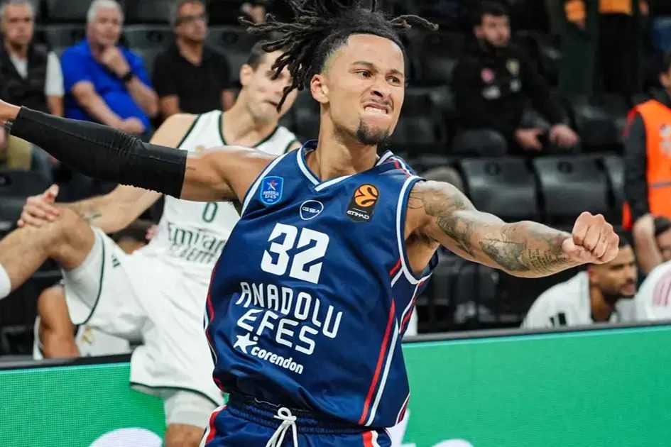 Fenerbahçe Tarfin, Bayern Münih'i yenip EuroLeague'de 2'de 2 yaptı