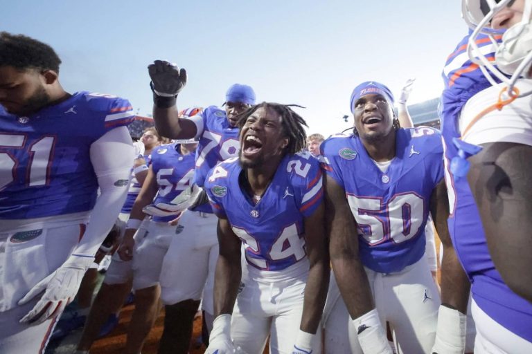Florida, Ole Miss galibiyetiyle AP Top 25’te 8. sıraya çıktı