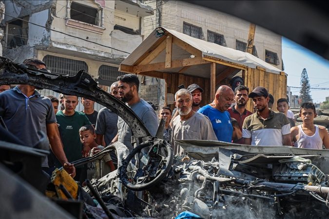 Gazze’de Hasarlı Bina Çöktü: Can Kaybı 73 Bini Aştı ve Sürgün Tehdidi