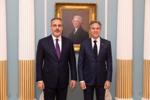 Hakan Fidan'dan ABD'ye Çağrı: Savunma Kısıtlamaları Kaldırılmalı