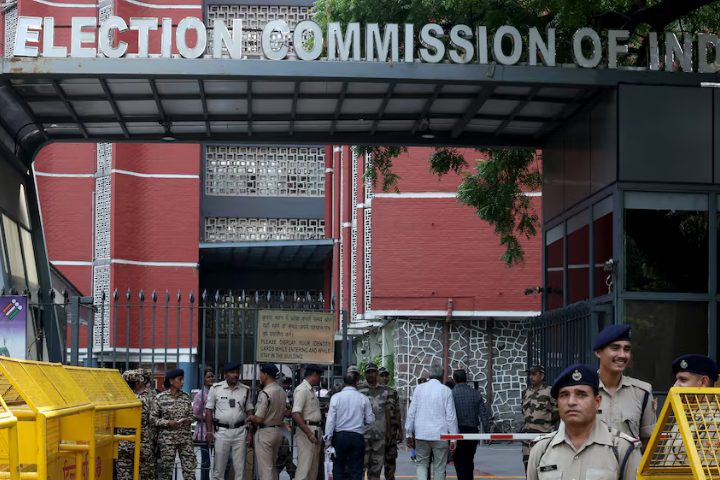 Hindistan seçmen listesi itirazlarında Delhi’ye ek süre verildi