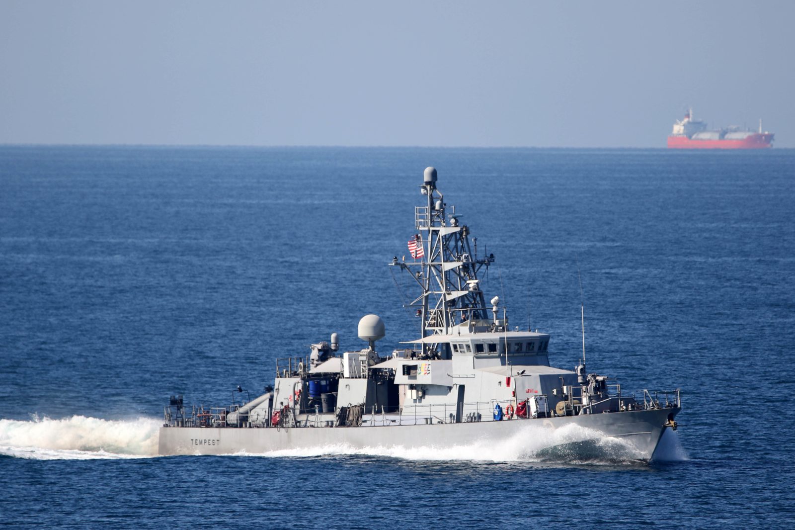 Hürmüz Boğazı'ndaki saldırıda 8 ABD deniz piyadesi yaralandı