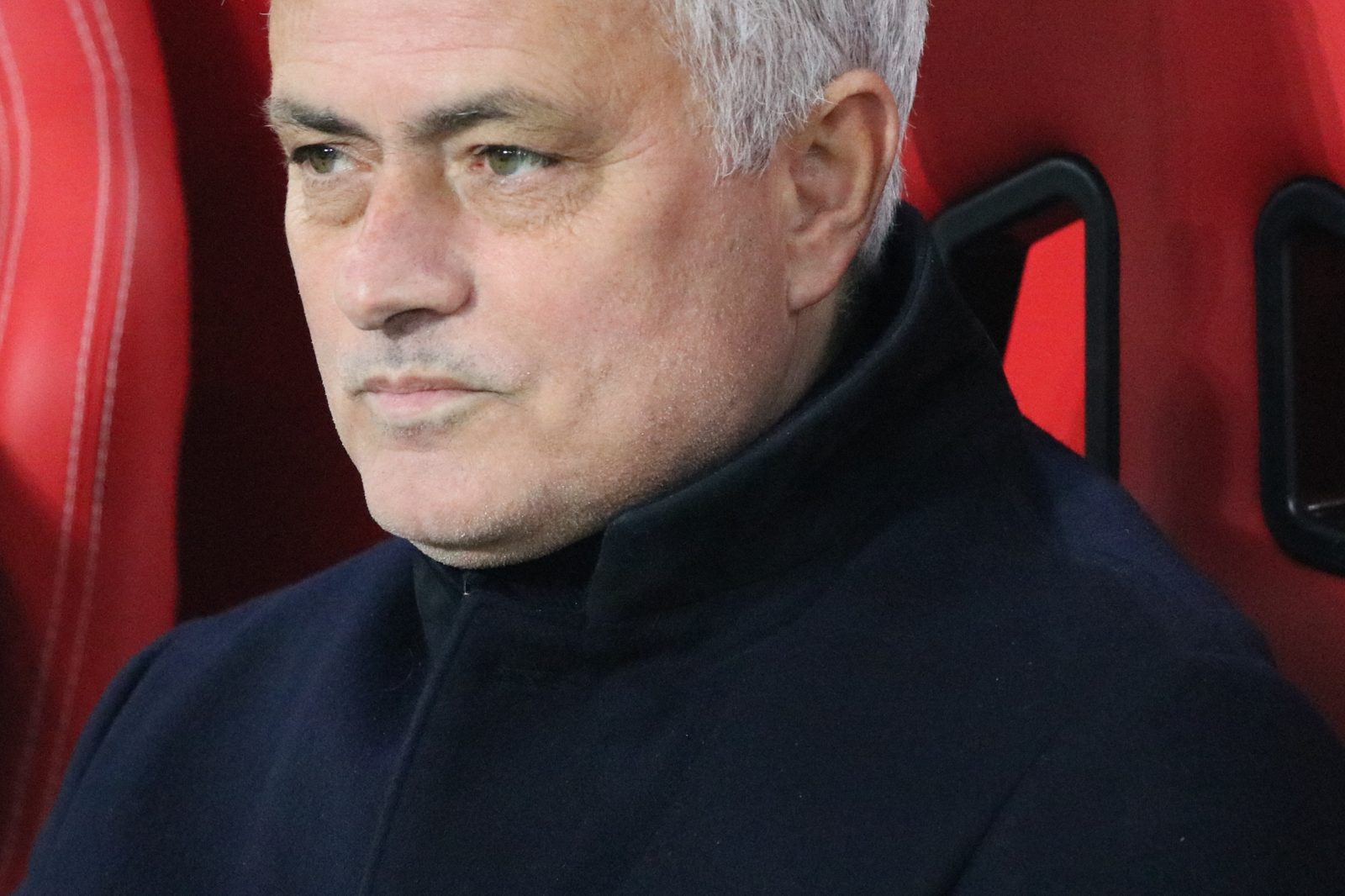 Jose Mourinho Derbi Sonrası Fotoğraflarla Hakem Yönetimine Tepki Gösterdi