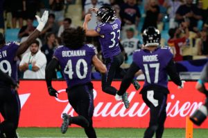 Ravens, Cowboys'u Rio'da 56 yardlık saha golüyle yendi
