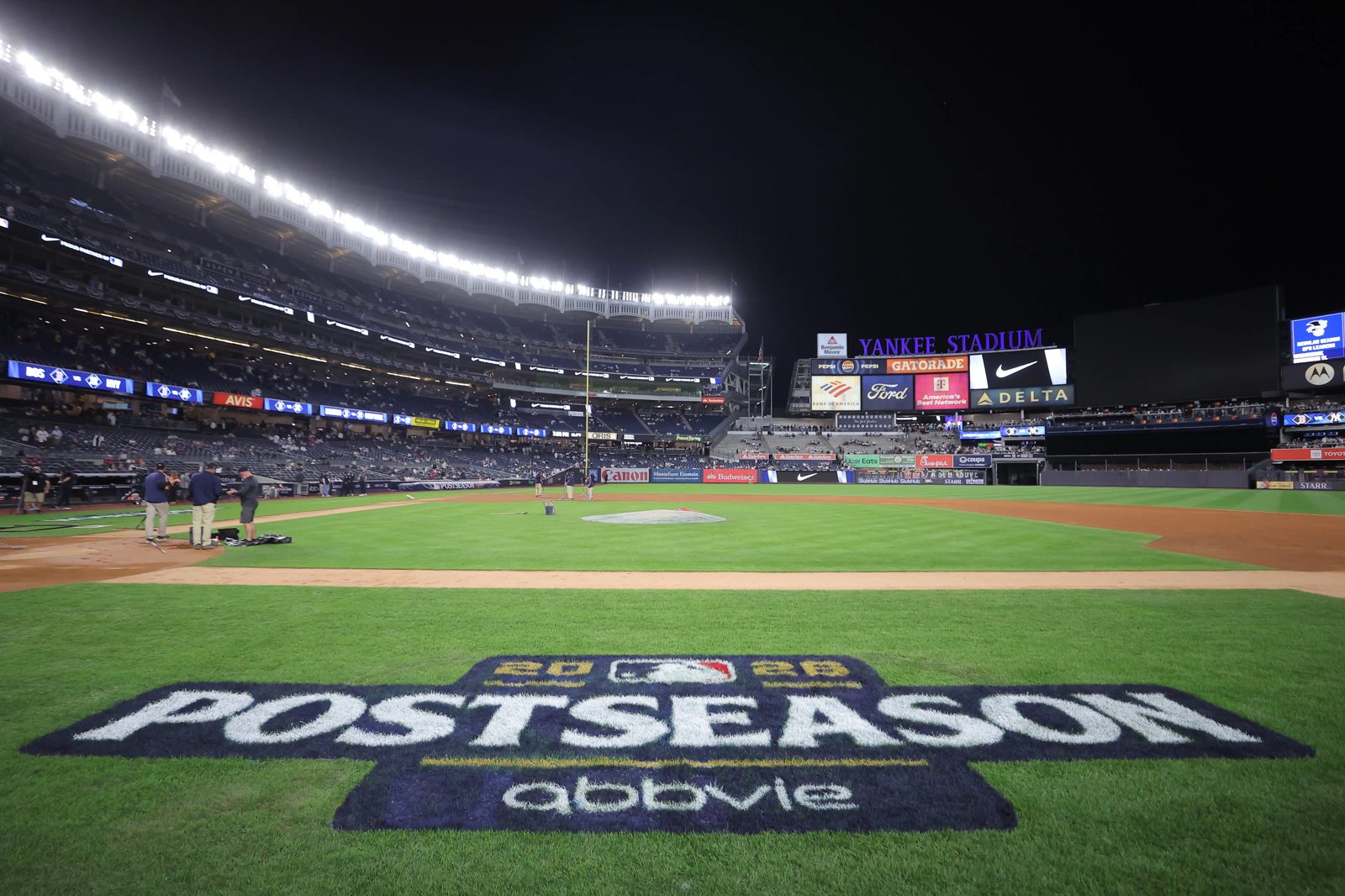 Red Sox-Yankees serisinde Tolle ve Schlittler ilk maçta karşılaştı