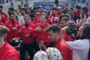 Selçuk Bayraktar TEKNOFEST Güneydoğu Alanını İnceledi