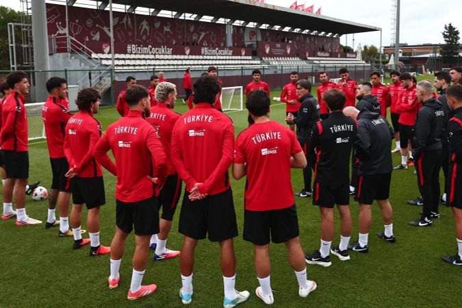 Trabzonsporlu Mustafa Eskihellaç A Milli Takım Kadrosuna Çağrıldı