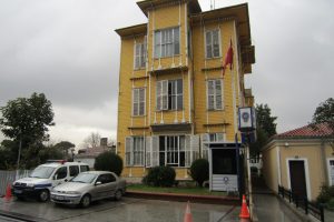 Usulsüz vatandaşlık soruşturmasında 33 şüpheli tutuklandı