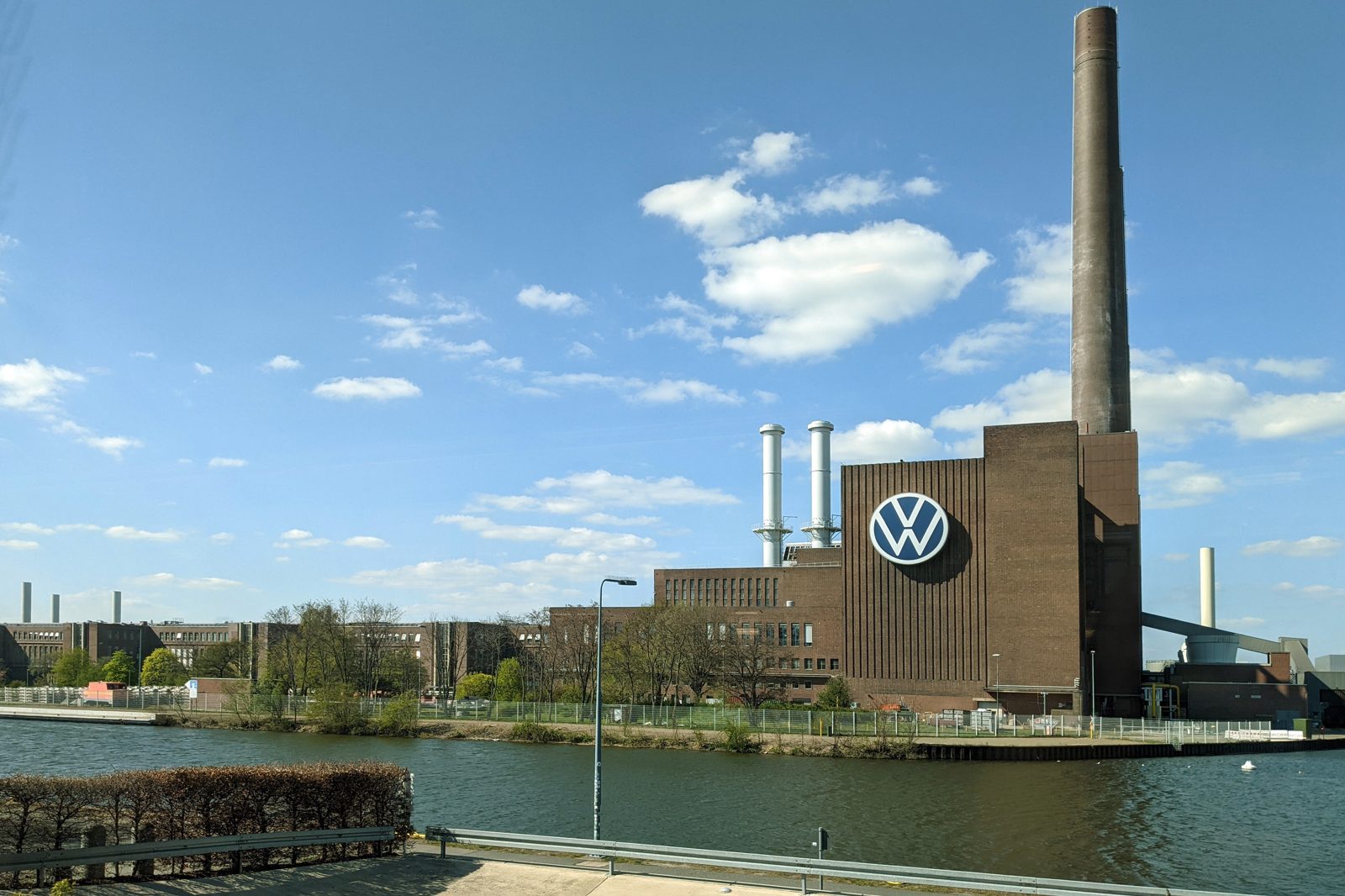 Volkswagen Kâr Hedefini Düşürdü: Osnabrück Fabrikası Savunmaya Devrediliyor