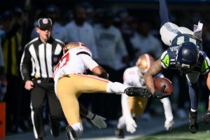 49ers, Seattle deplasmanında 32-29 kazanarak 5-0 oldu