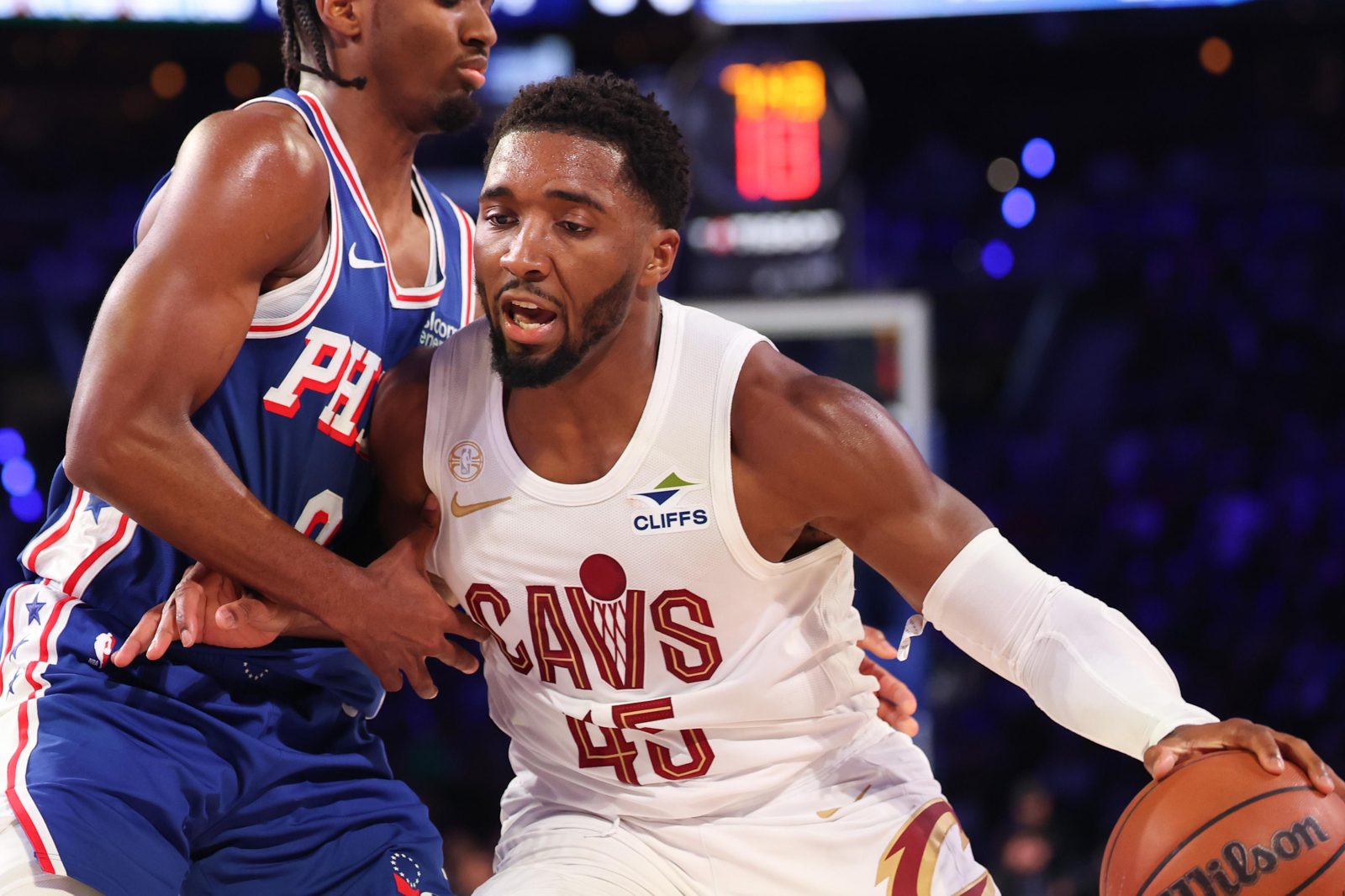 76ers, Cavaliers karşısında 29 sayı geriden gelerek kazandı