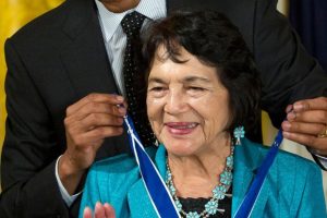 ABD'li işçi hakları savunucusu Dolores Huerta 96 yaşında öldü