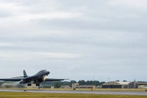 ABD, RAF Fairford’daki bombardıman uçaklarını ülkeye geri çekti