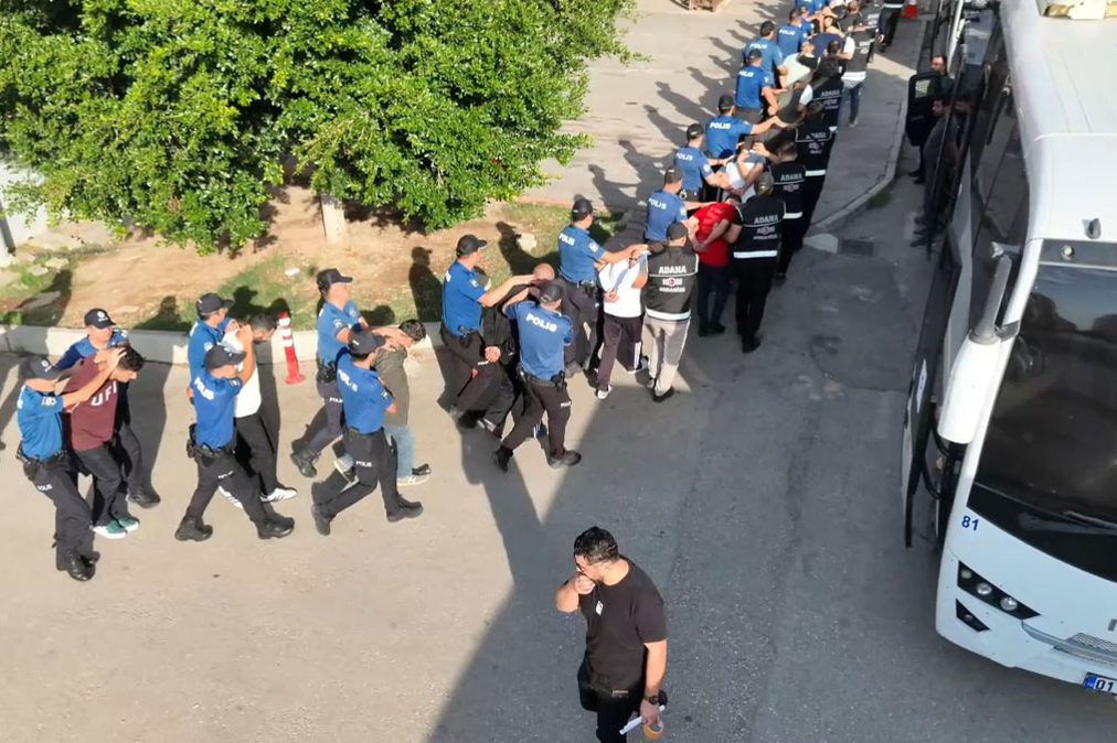 Adana merkezli Yıkamacılar operasyonunda 73 şüpheli tutuklandı