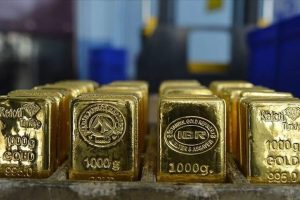 Altın, Fed’in ekim faiz artışı beklentisi zayıflayınca yükseldi