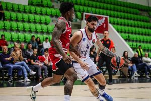 Anadolu Efes, Hapoel Tel Aviv'e 118-88 mağlup oldu