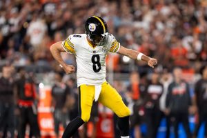 Browns, Steelers'ı Szmyt'in 56 yardlık golüyle 27-24 yendi