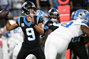Carolina Panthers, Lions'ı Young ve McMillan'la 32-26 yendi