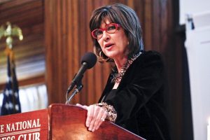 CNN'in baş uluslararası sunucusu Amanpour ayrılacak