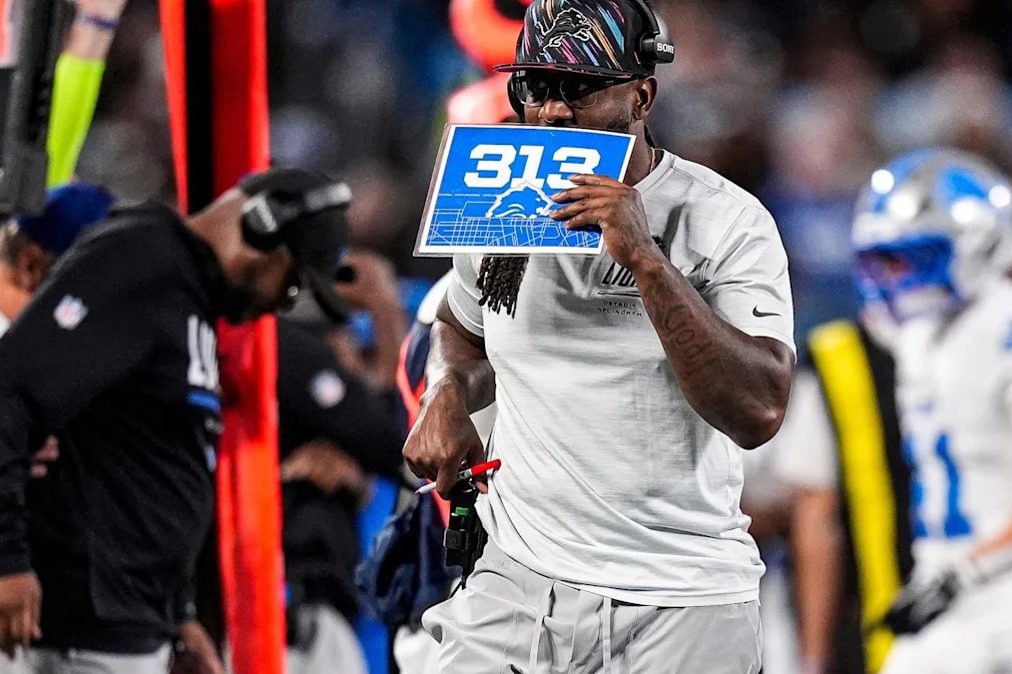 Dan Campbell, Kelvin Sheppard için değişikliği gündeme almadı