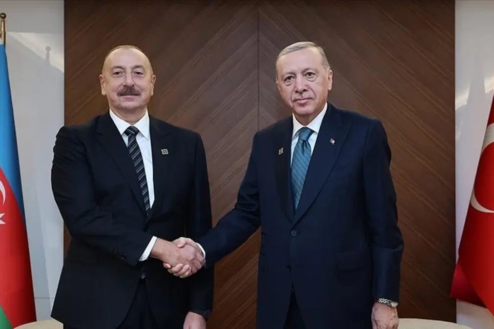 Erdoğan, Azerbaycan'ın bağımsızlığının 35. yılını kutladı