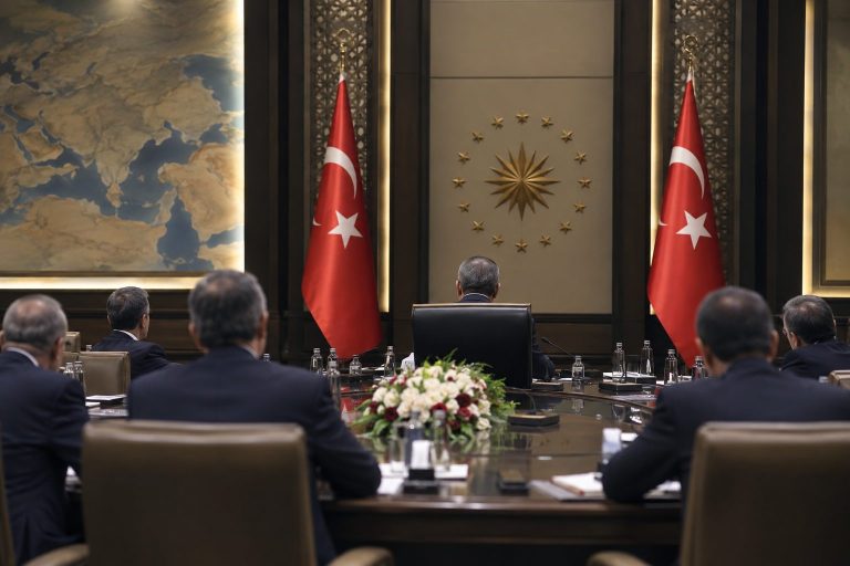 Erdoğan başkanlığındaki kurulda bölgesel gelişmeler görüşüldü
