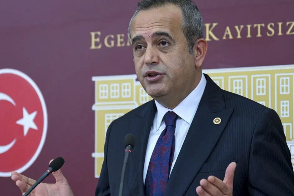 DEVA Gaziantep Milletvekili Ertuğrul Kaya istifa etti