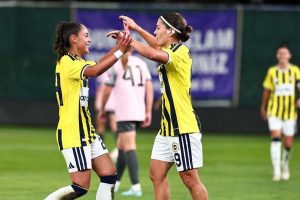 Fenerbahçe arsaVev, toplamda 5-1'le Avrupa'da son 16'da