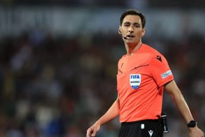 Fenerbahçe-Slavia Prag maçını Ricardo de Burgos yönetecek