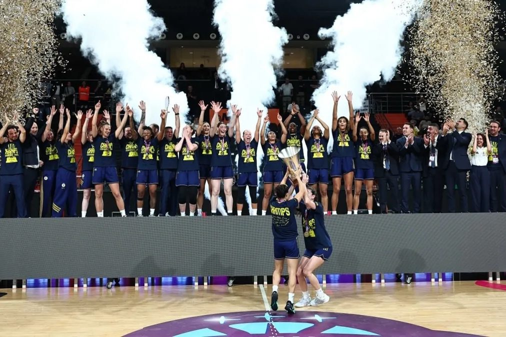 Fenerbahçe Tarfin, FIBA Kadınlar Süper Kupa'yı kazandı