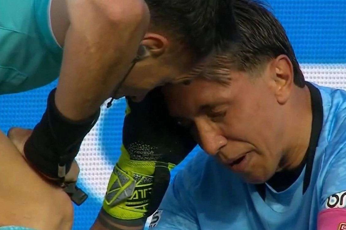Fernando Muslera baş dönmesi sonrası maçı tamamladı