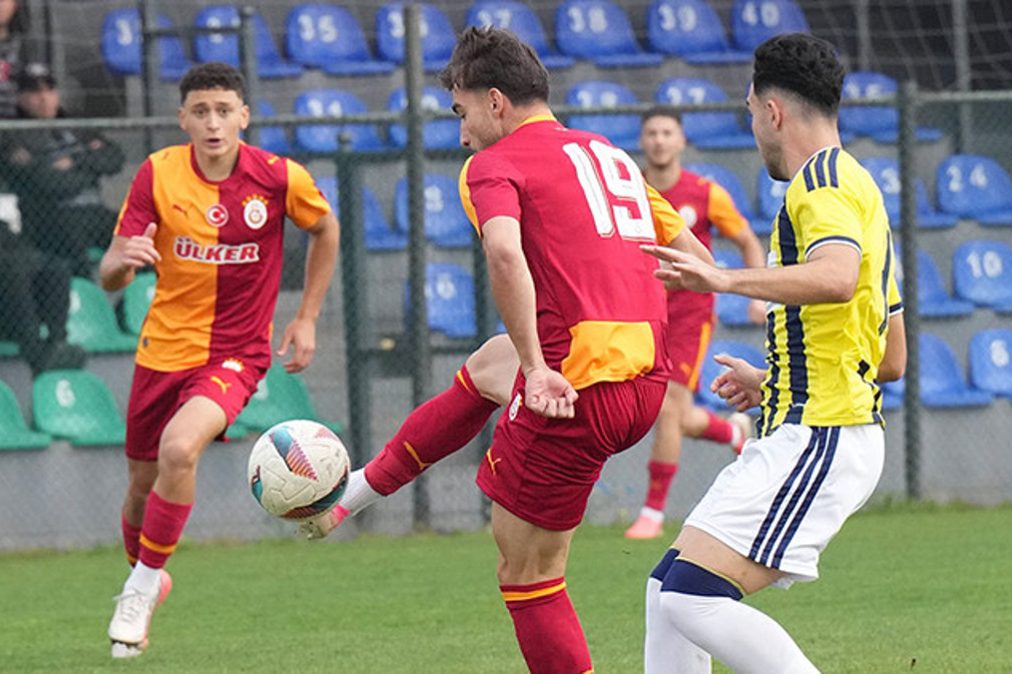Galatasaray U19, Fenerbahçe U19’u geriden gelerek 3-1 yendi