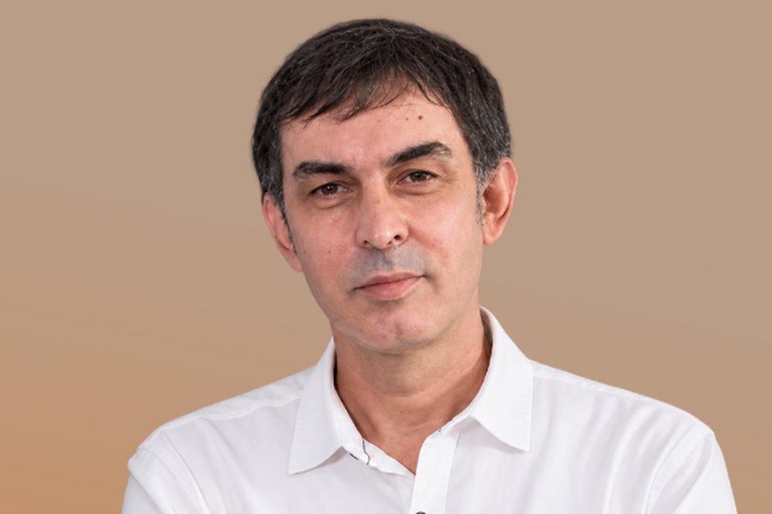 Gazeteci Bahadır Özgür gizlilik ihlali iddiasıyla gözaltına alındı