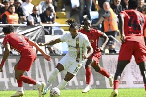 Gençlerbirliği, Amedspor karşısında uzatmada 2-2'yi buldu