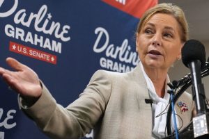 Güney Carolina Senato yarışında Graham ile Andrews başa baş