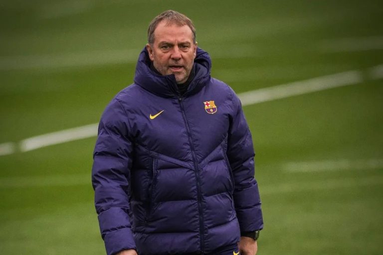 Hansi Flick’ten Galatasaray maçı öncesi Osimhen ve atmosfer uyarısı