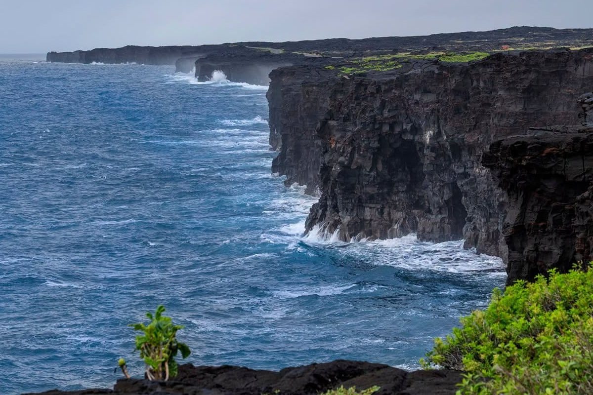 Hawaii'de 550 yıllık Hōlei Deniz Kemeri Pasifik'e çöktü