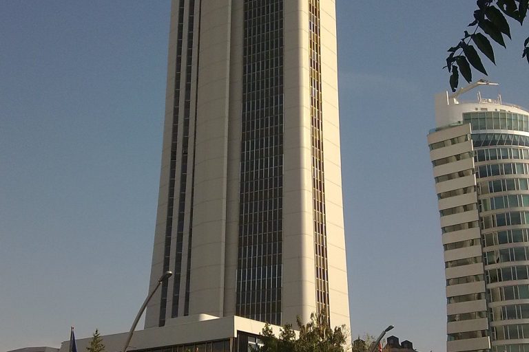 İhtiyaç kredilerinde takip oranı yüzde 6,75 ile zirveye çıktı