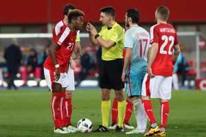 Inter, Hakan Çalhanoğlu için bonuslu yeni teklif hazırlıyor