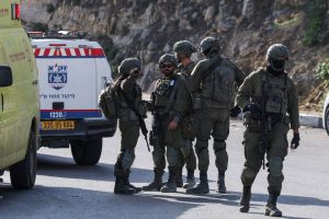 İsrail, El Halil’deki saldırı sonrası Batı Şeria’da kapatma hazırlığı yaptı