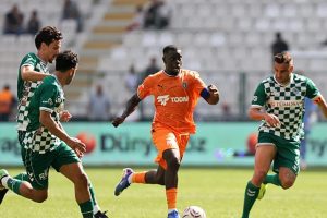 Konyaspor ile Başakşehir Konya'da golsüz berabere kaldı